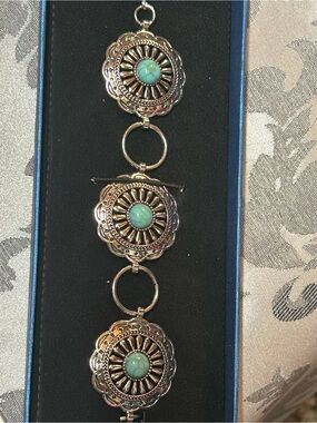 NIB Silver-Tone Turquoise Accent Western Belt